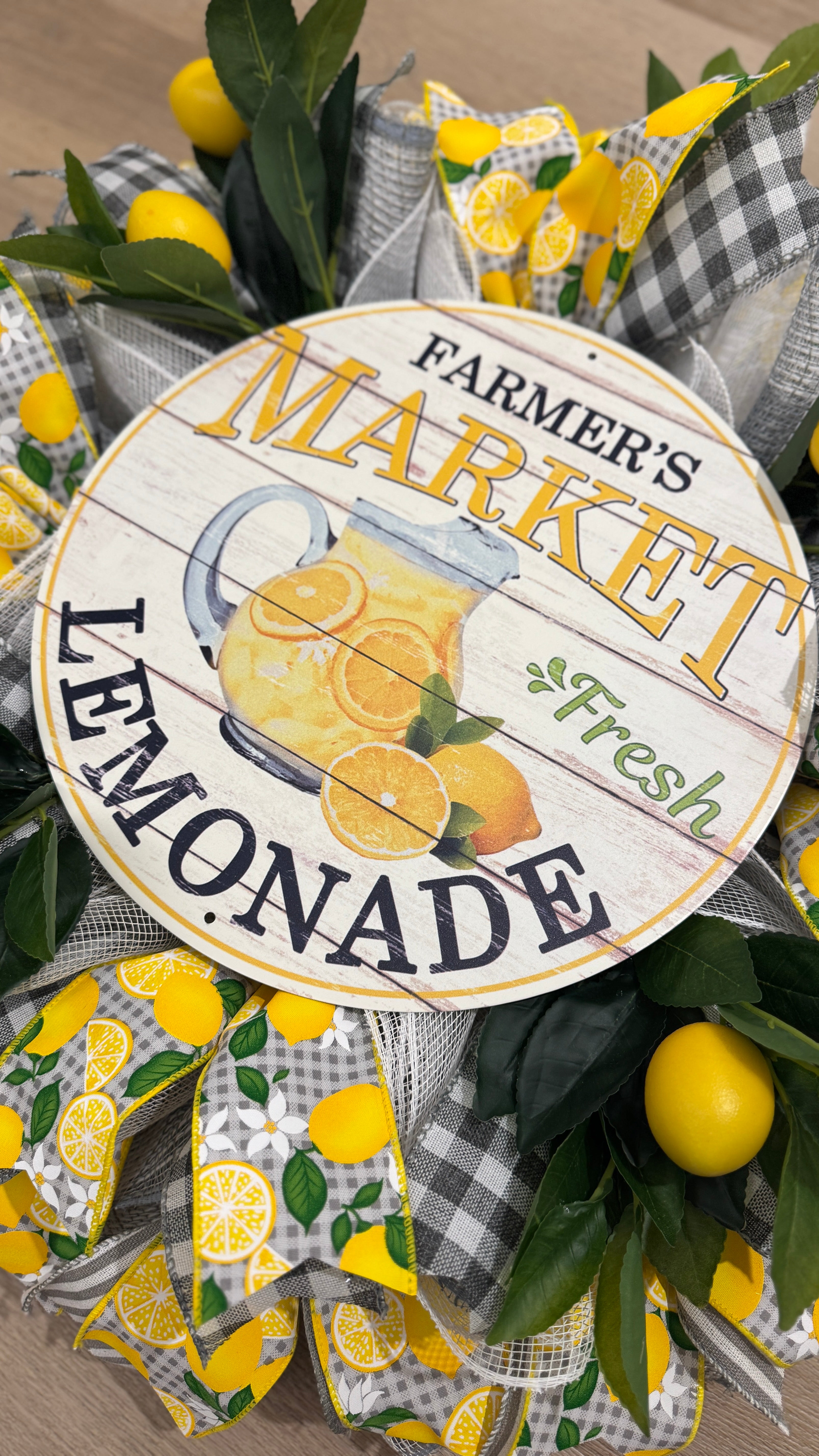 Farmer’s Market Lemonade Wreath image 2