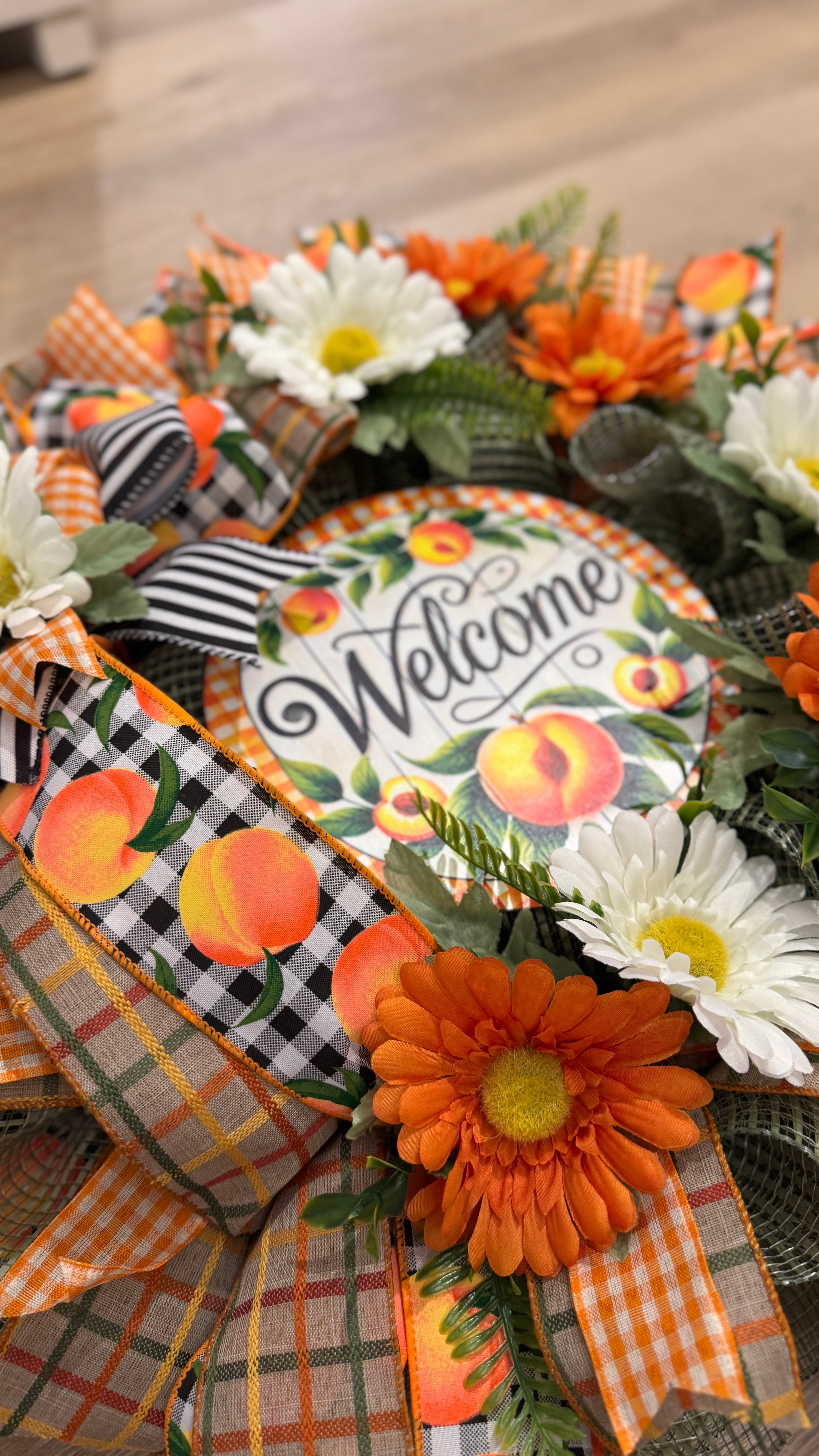 Peaches Welcome Wreath image 3