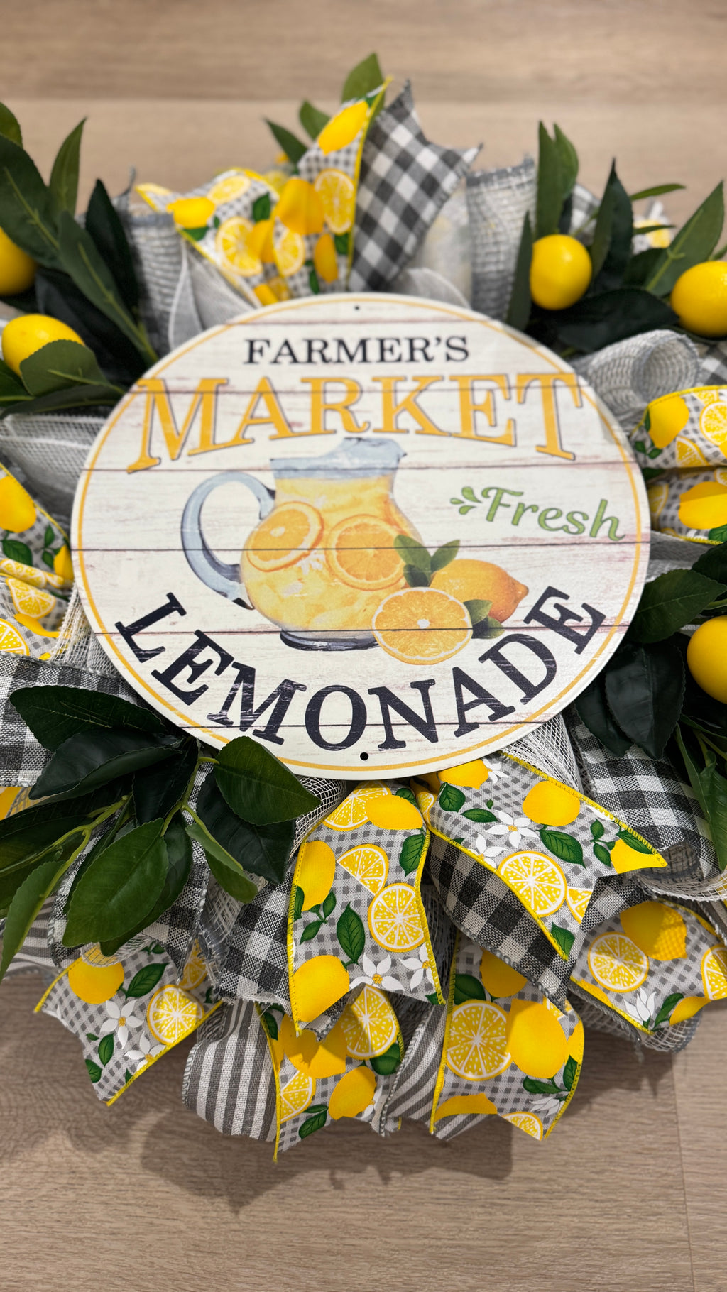 Farmer’s Market Lemonade Wreath image 1