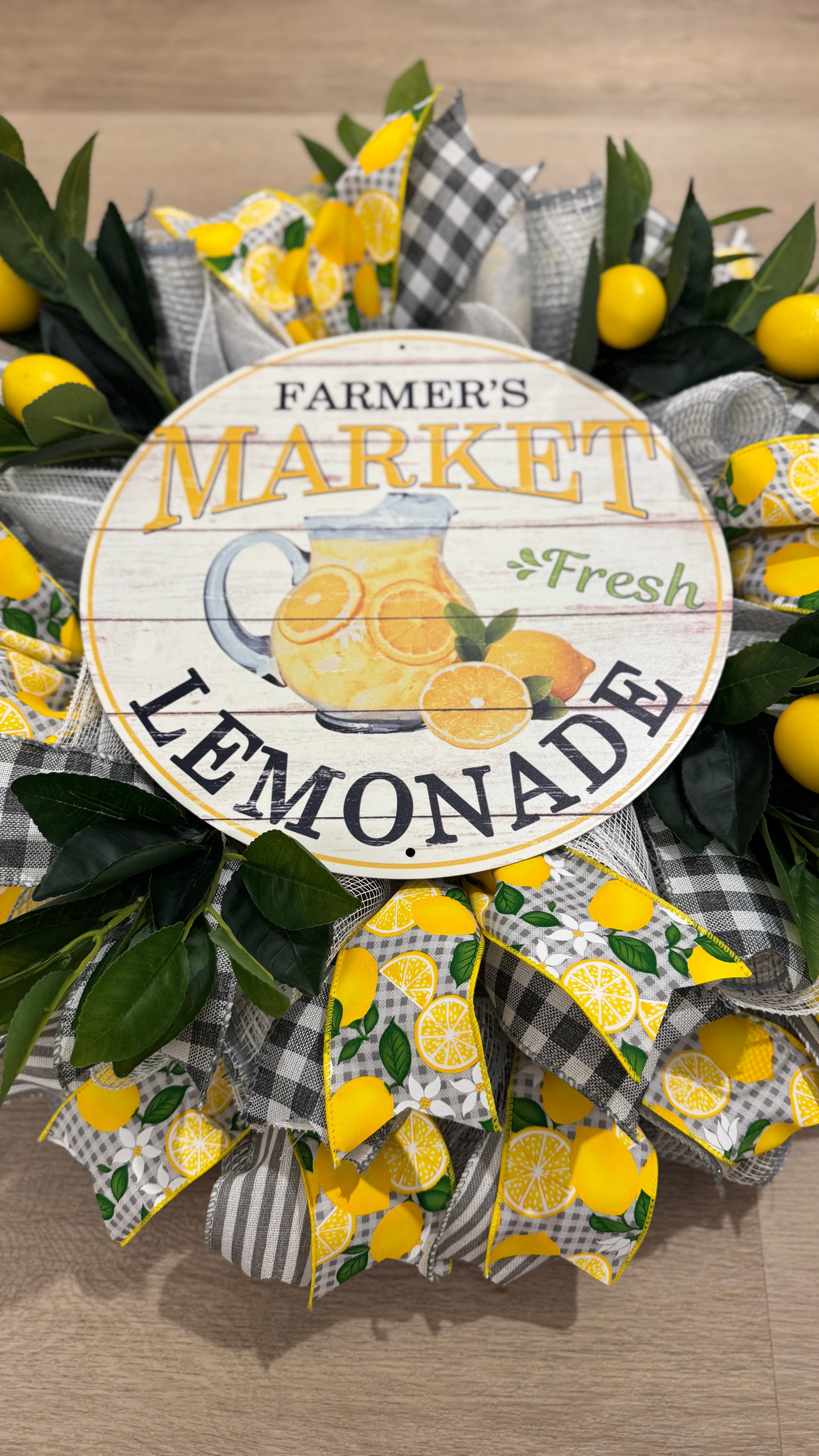 Farmer’s Market Lemonade Wreath image 1