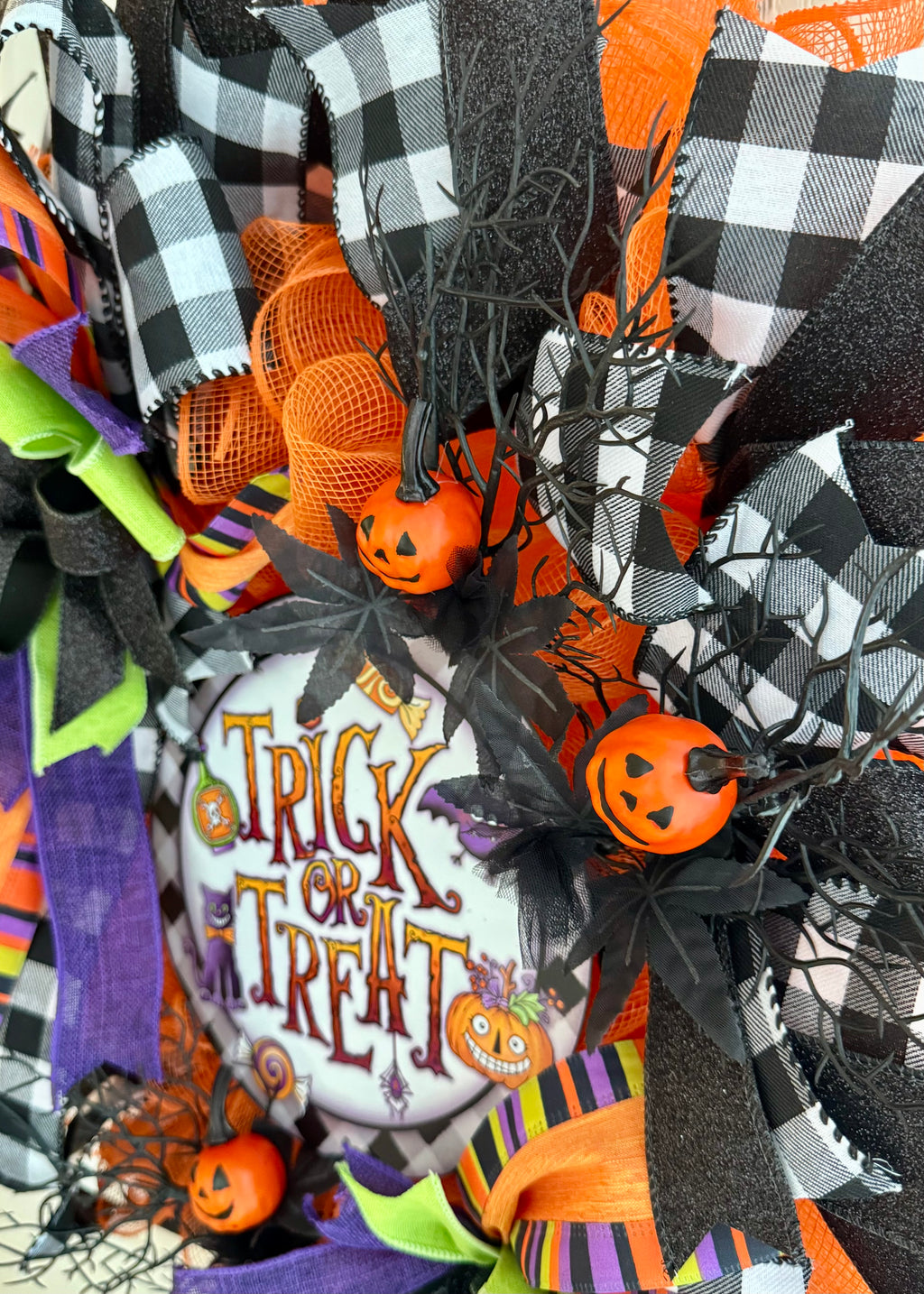 "Trick or Treat" Checkered Halloween Wreath