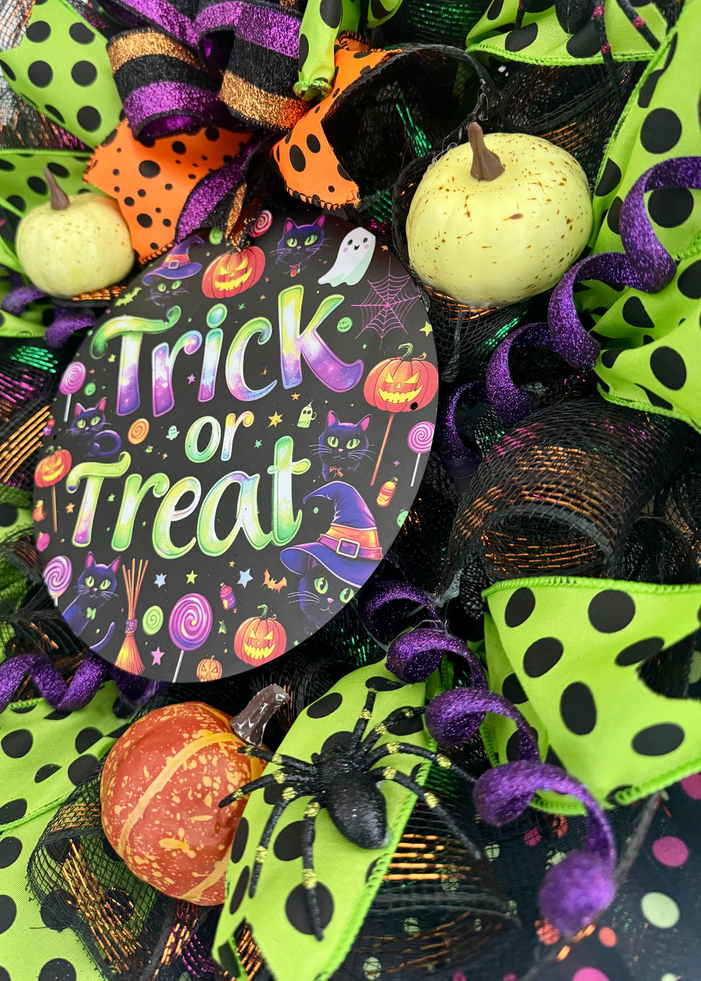"Trick or Treat" Dots Halloween Wreath