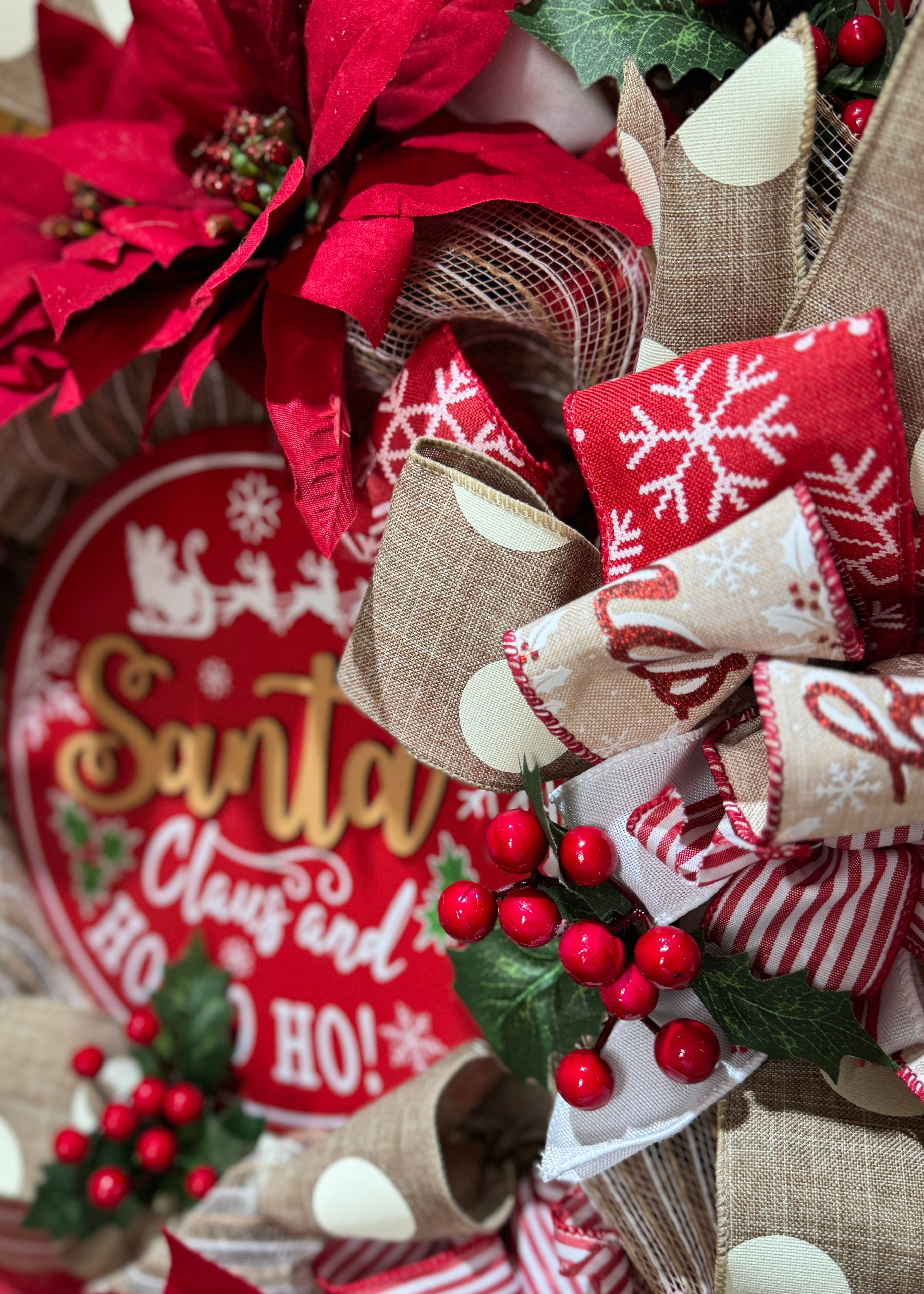 "Santa Claus & Ho Ho Ho" Christmas Wreath