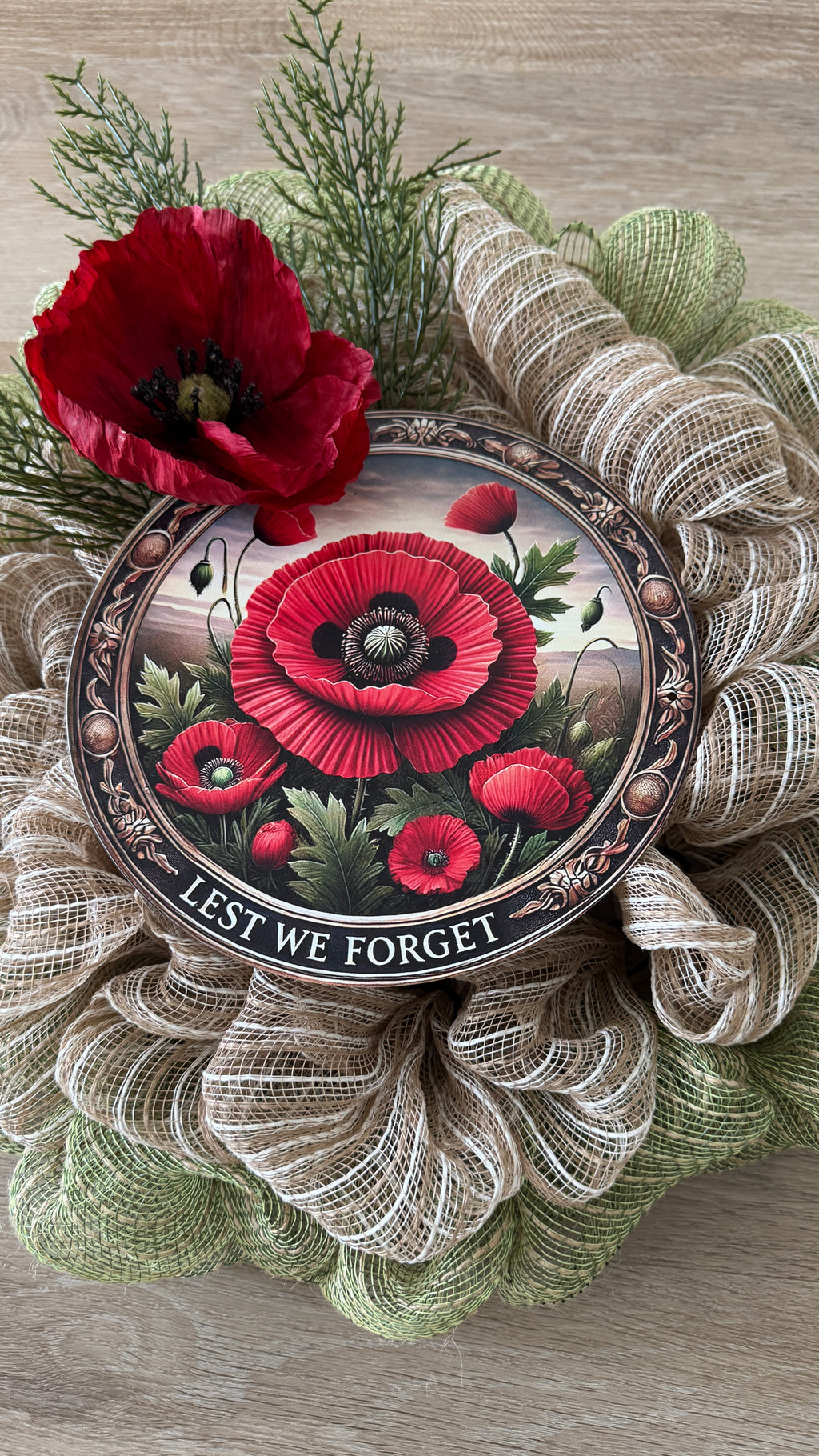 Anzac Day "Lest We Forget" Green & Natural Small Wreath image 2