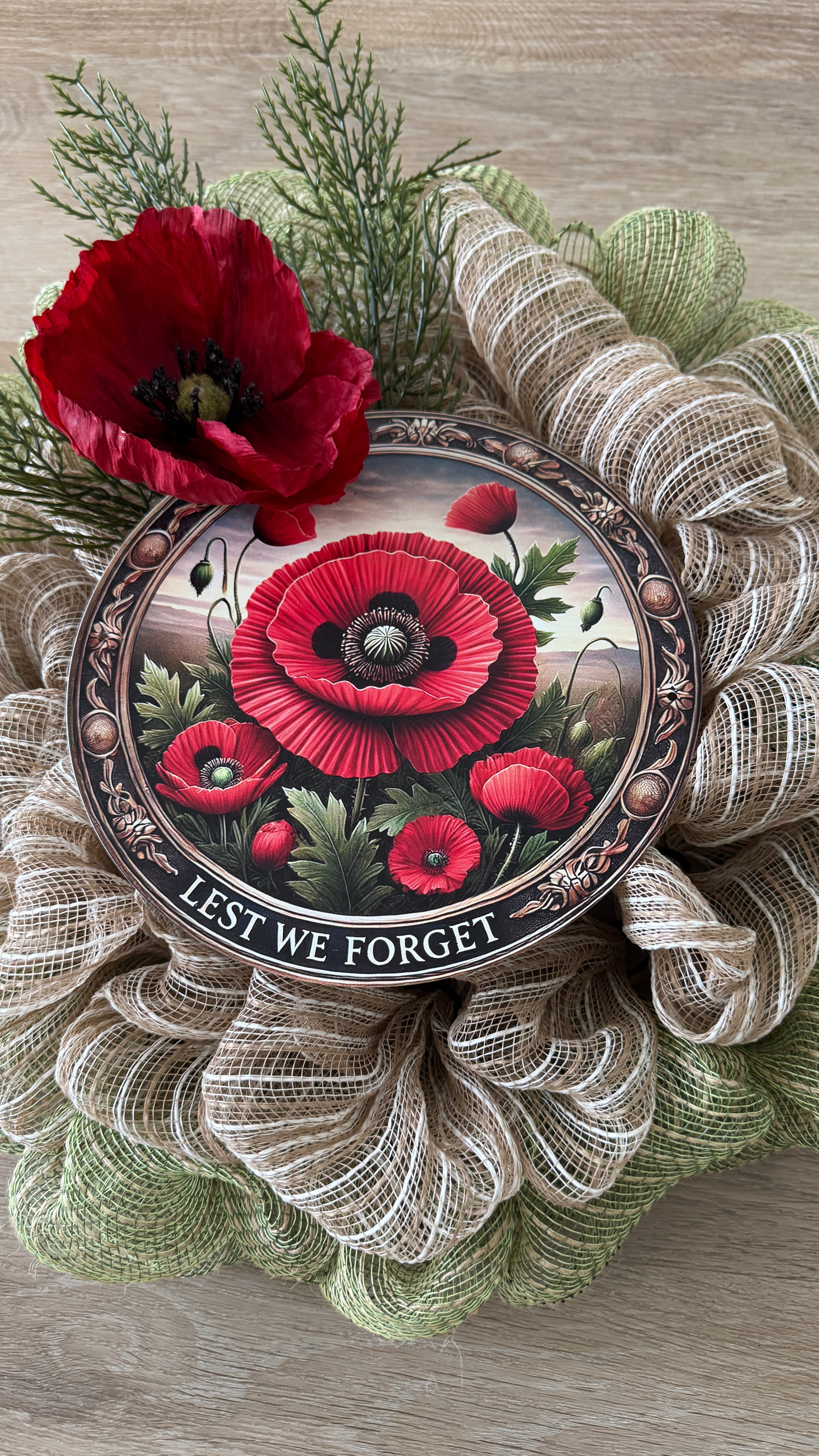 Anzac Day "Lest We Forget" Green & Natural Small Wreath image 2